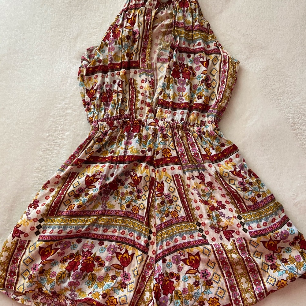 Romper - Picture 2 of 3